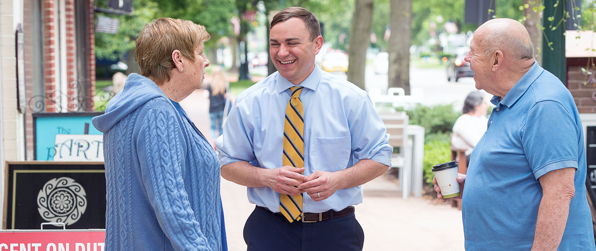 Auditor Stinziano with Franklin County Resident